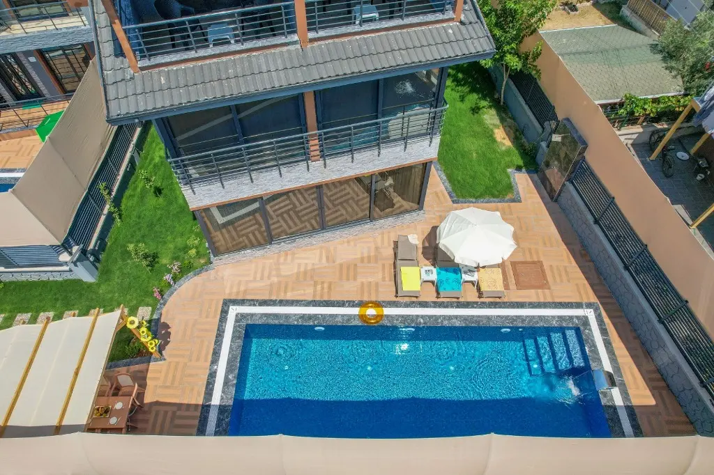 Home in Camkoy